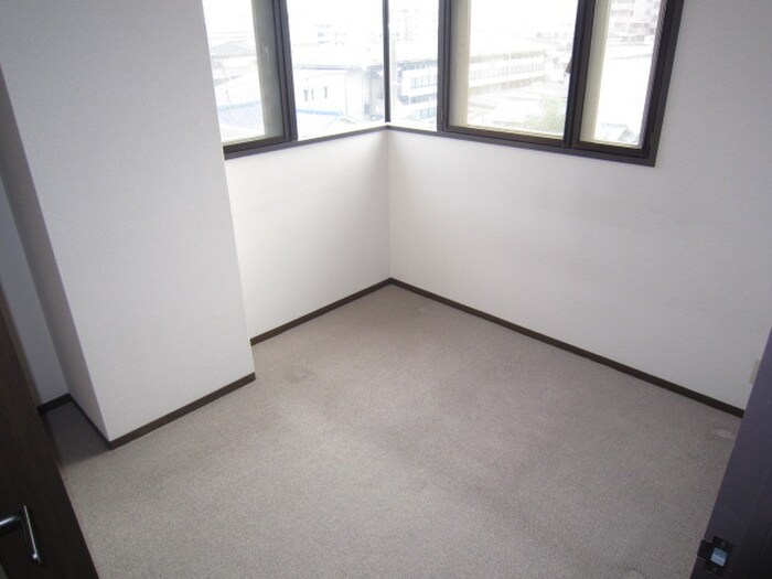 物件内観写真13　(居室)