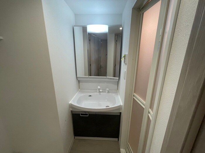 物件内観写真12　(洗面)