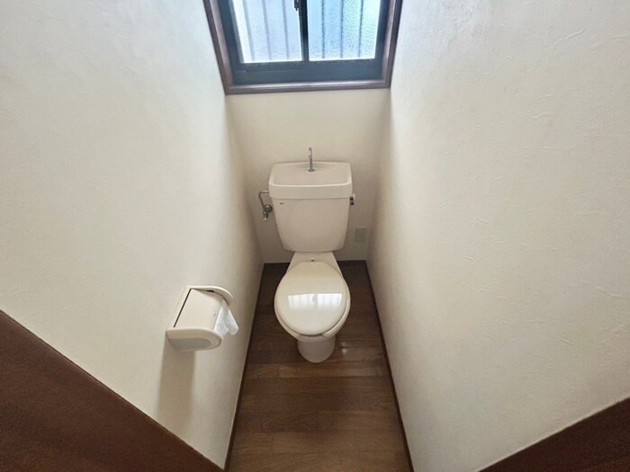 物件内観写真14　(トイレ)