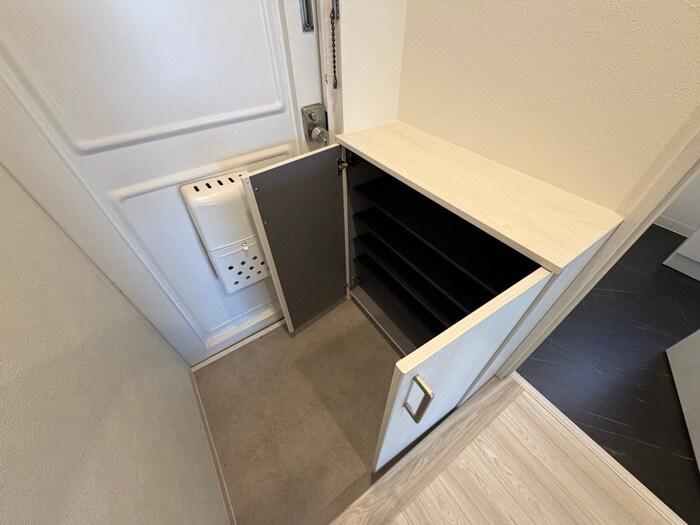 物件内観写真17　(靴箱)