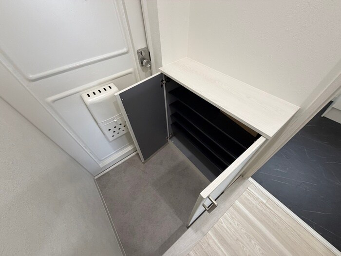 物件内観写真17　(靴箱)