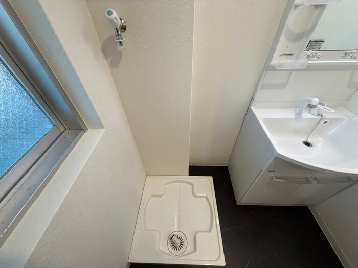 物件内観写真19　(洗濯機置場)