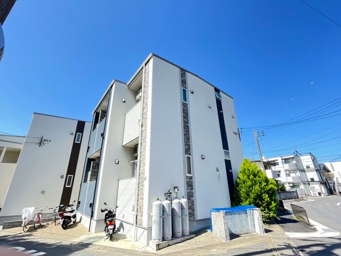 物件外観写真1　(外観写真)