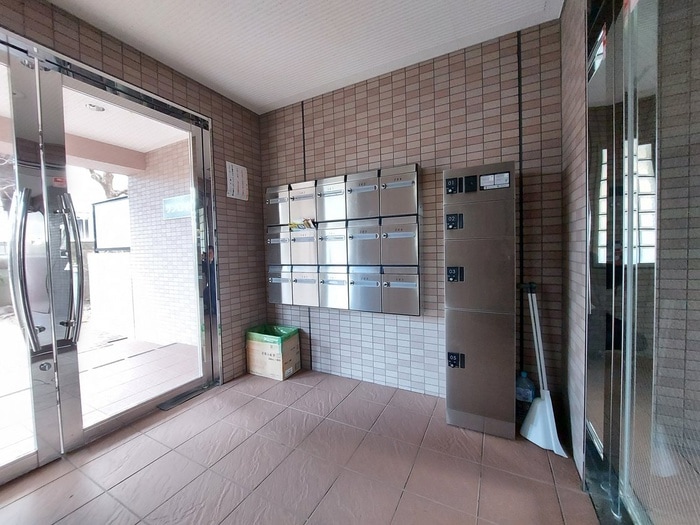 物件外観写真6　(建物設備)