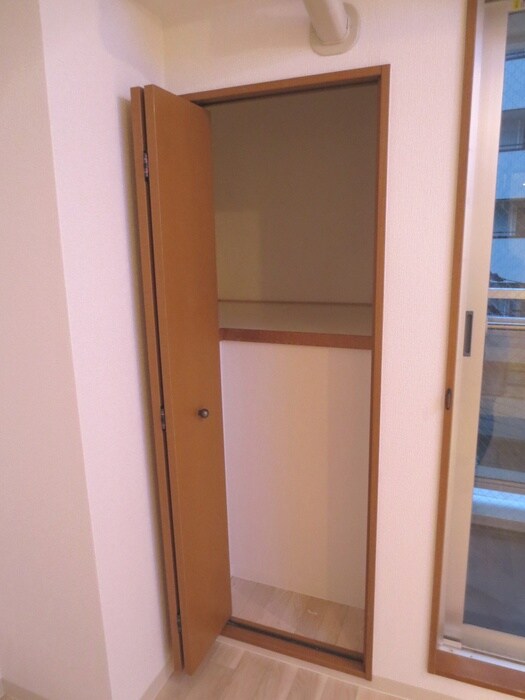 物件内観写真11　(収納)