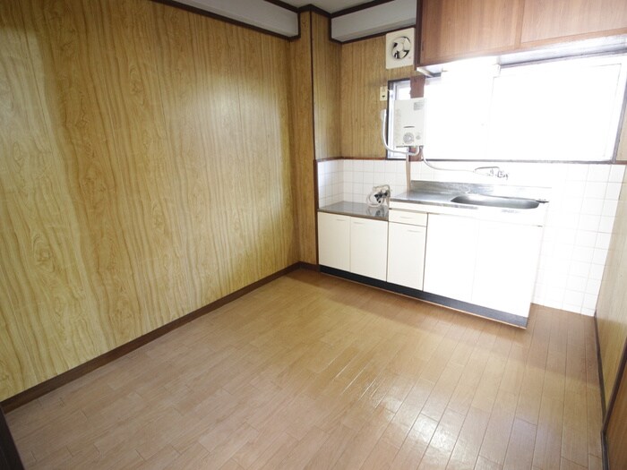 物件内観写真5　(居室)