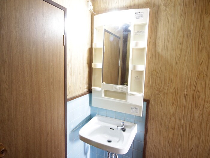 物件内観写真10　(洗面)