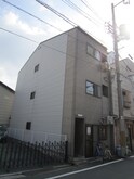 見越アパートメント