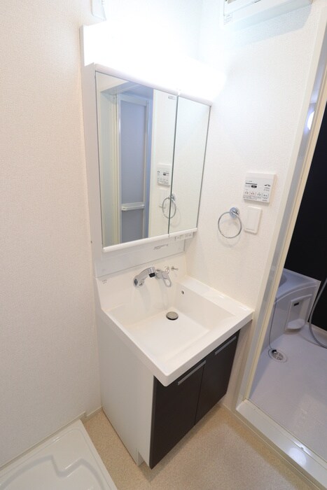 物件内観写真11　(洗面)