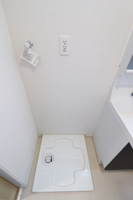 物件内観写真17　(洗濯機置場)