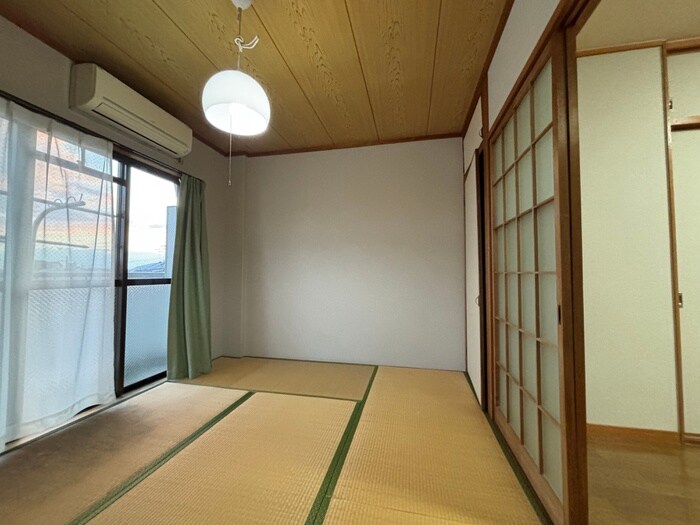 物件内観写真10　(居室)