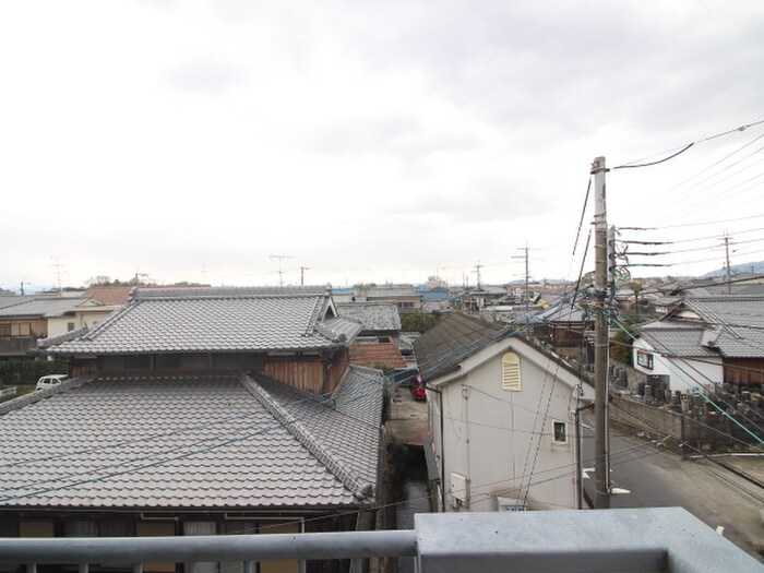 物件内観写真15　(室内からの展望)