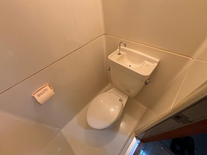物件内観写真15　(トイレ)