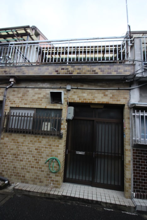 末広町貸家の物件外観写真