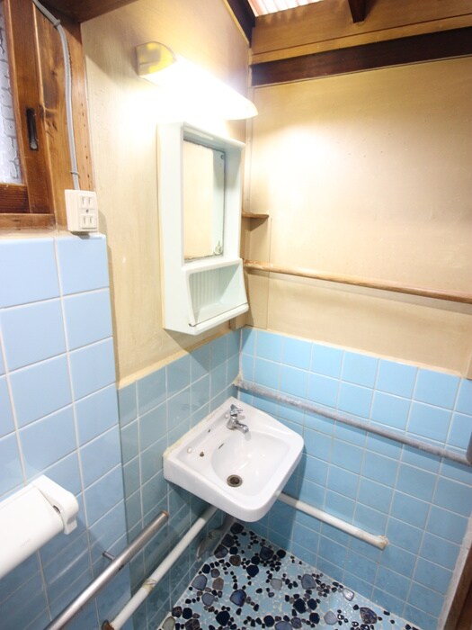 物件内観写真7　(洗面)
