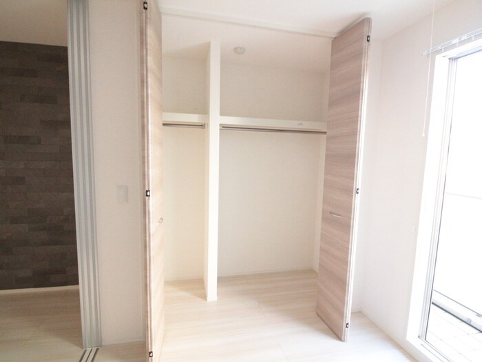 物件内観写真11　(収納)