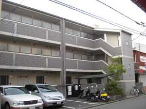 クレセール京田辺外観写真