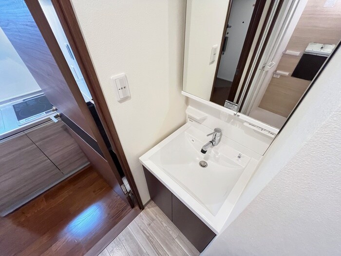 物件内観写真10　(洗面)