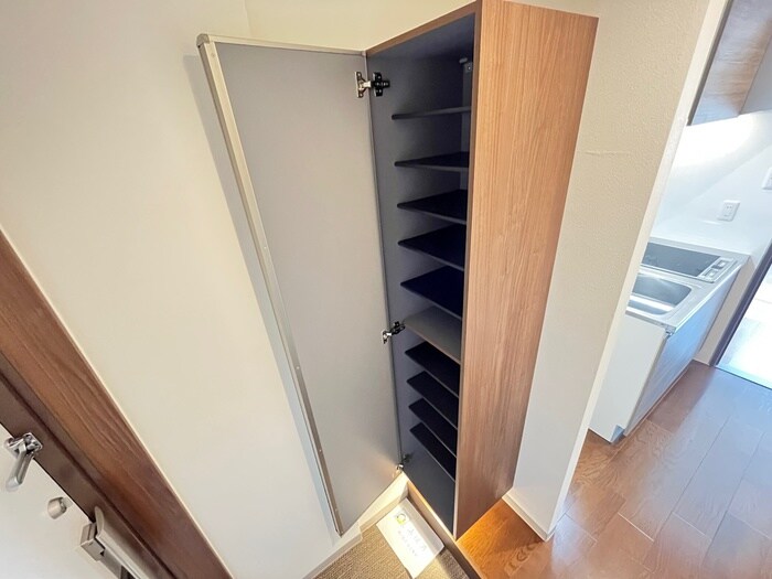 物件内観写真16　(靴箱)