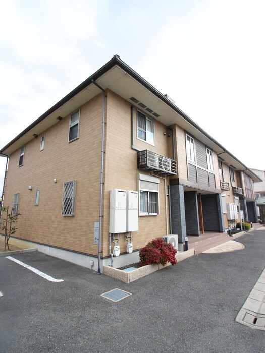 物件外観写真6　(外観写真)