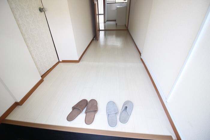 物件内観写真15　(廊下)