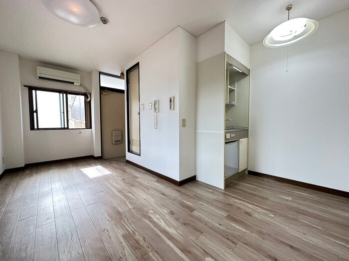 物件内観写真6　(居室)