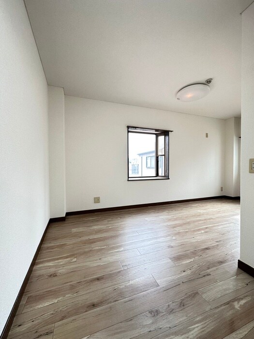 物件内観写真15　(居室)