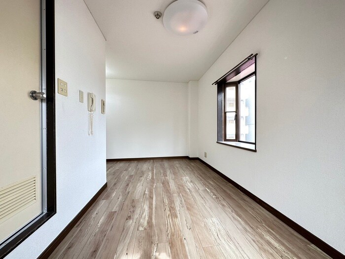 物件内観写真16　(居室)