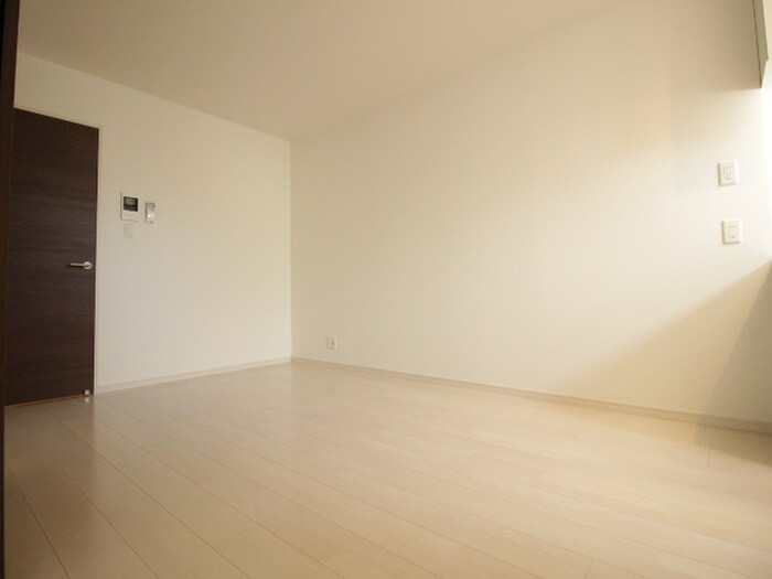 物件内観写真3　(居室)