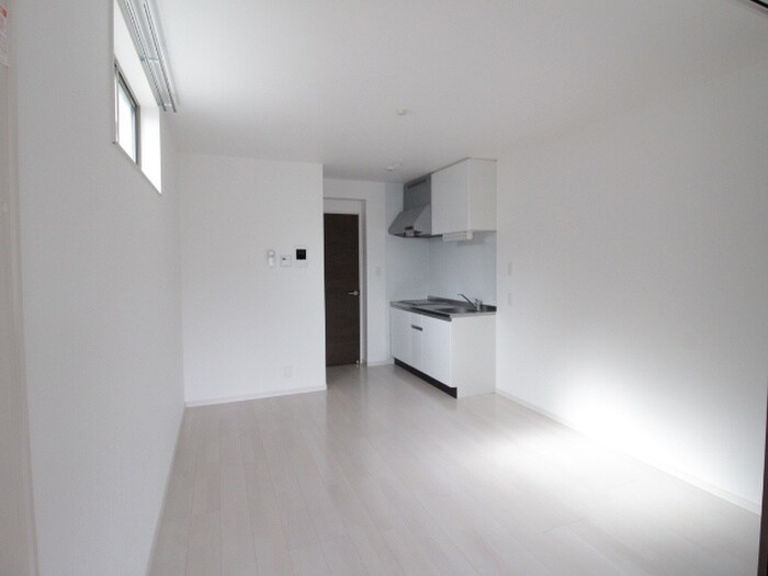 物件内観写真4　(居室)