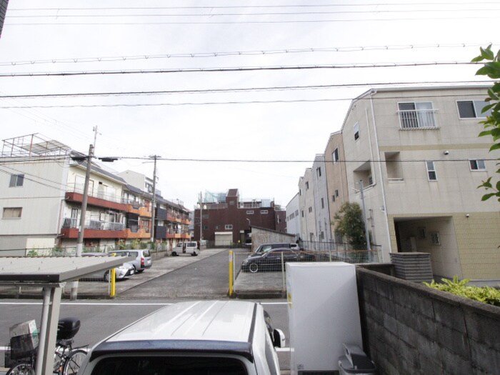 物件内観写真14　(室内からの展望)