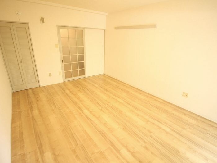 物件内観写真18　(居室)