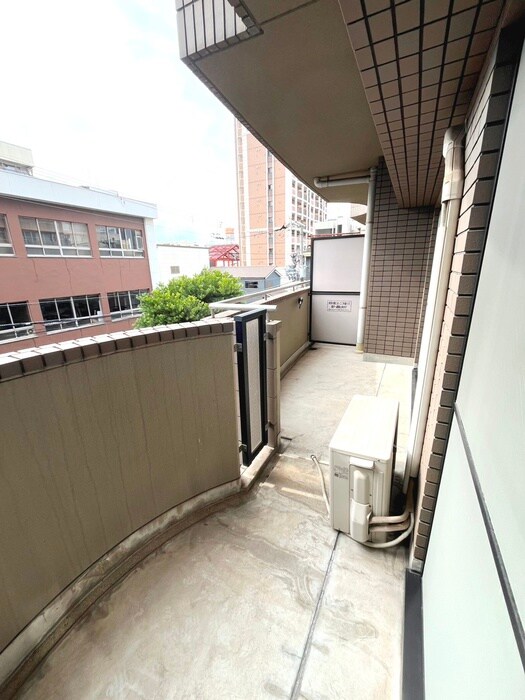 物件内観写真16　(ベランダ・バルコニー)