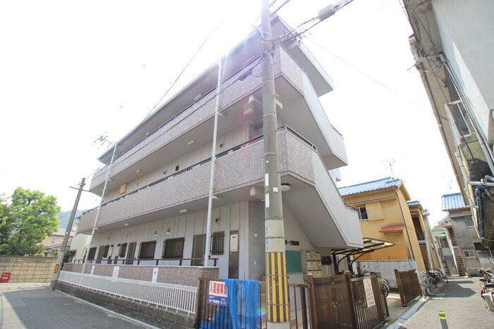 物件外観写真2　(外観写真)