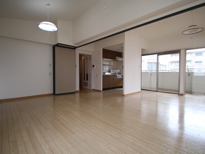 物件内観写真13　(居室)