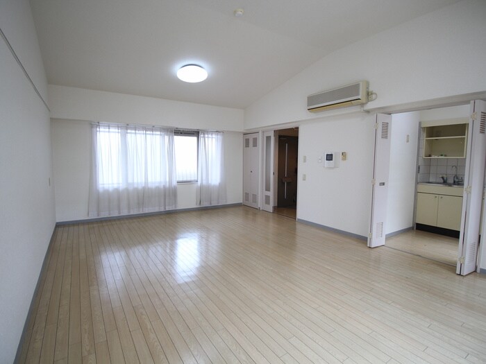 物件内観写真15　(収納)