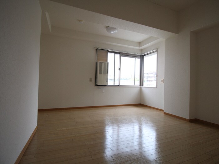 物件内観写真16　(居室)