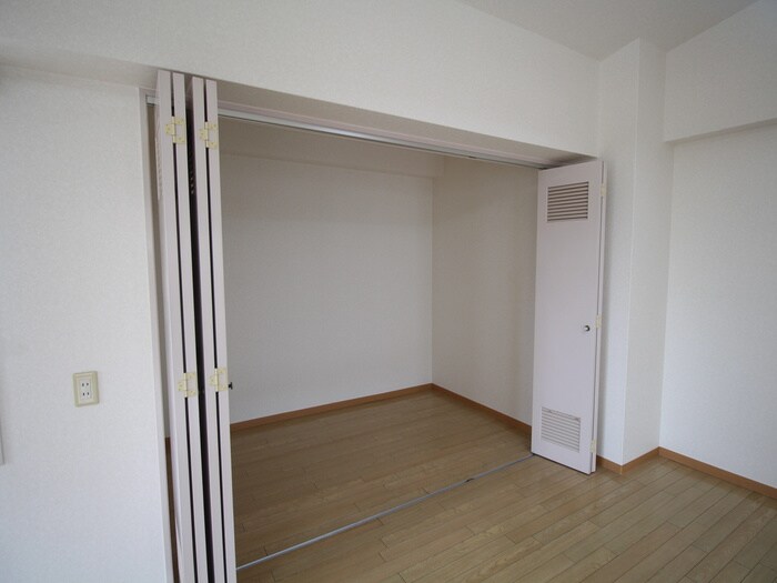 物件内観写真17　(収納)