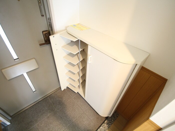 物件内観写真19　(靴箱)