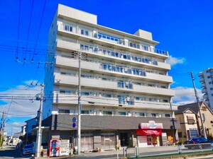 レガーロ外観写真