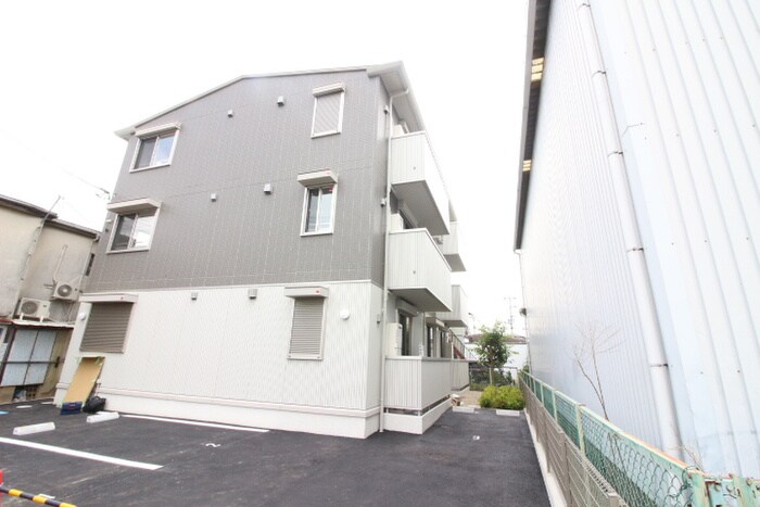 物件外観写真5　(外観写真)