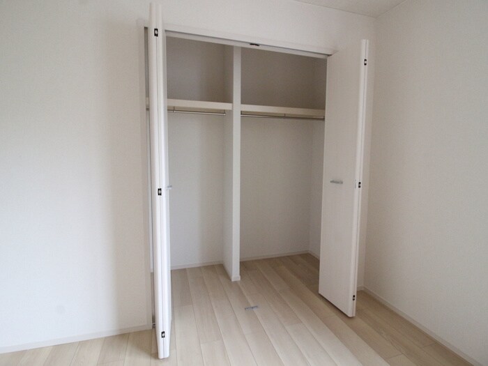 物件内観写真13　(収納)