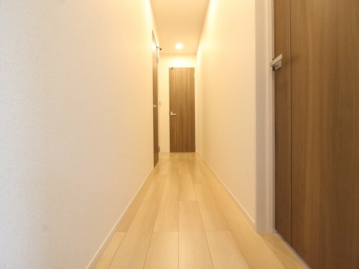 物件内観写真19　(廊下)