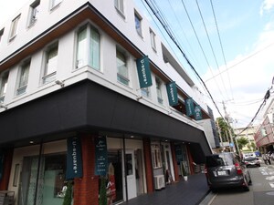ユースクエアプラス雲雀丘花屋敷外観写真