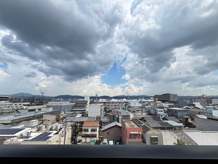 物件内観写真16　(室内からの展望)