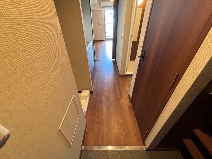 物件内観写真20　(廊下)