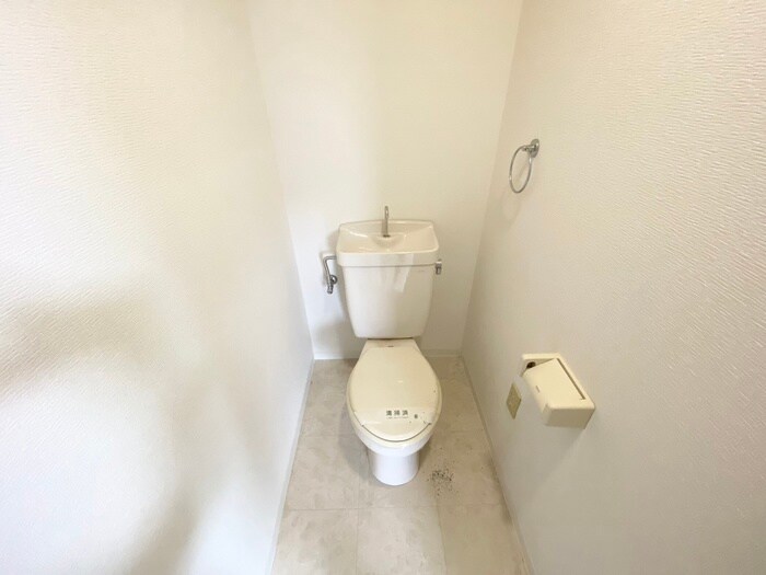 物件内観写真13　(トイレ)