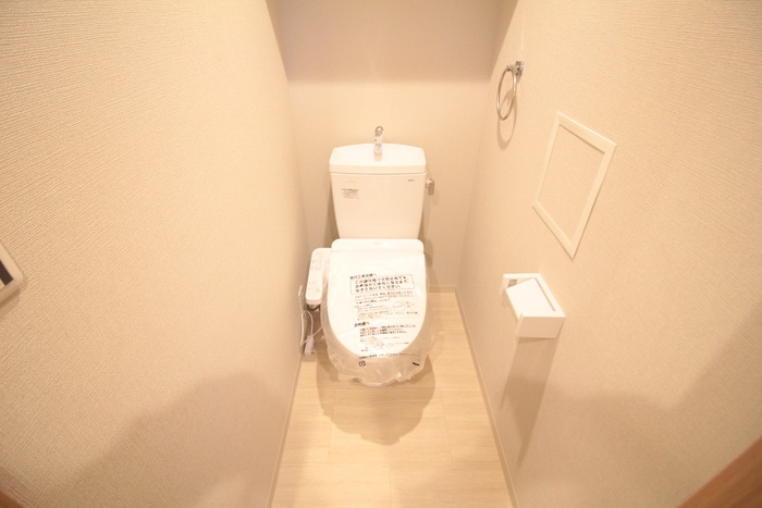 物件内観写真13　(トイレ)