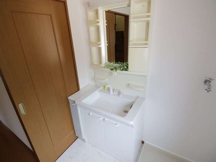 物件内観写真6　(洗面)