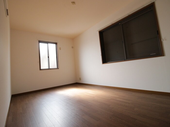 物件内観写真9　(居室)